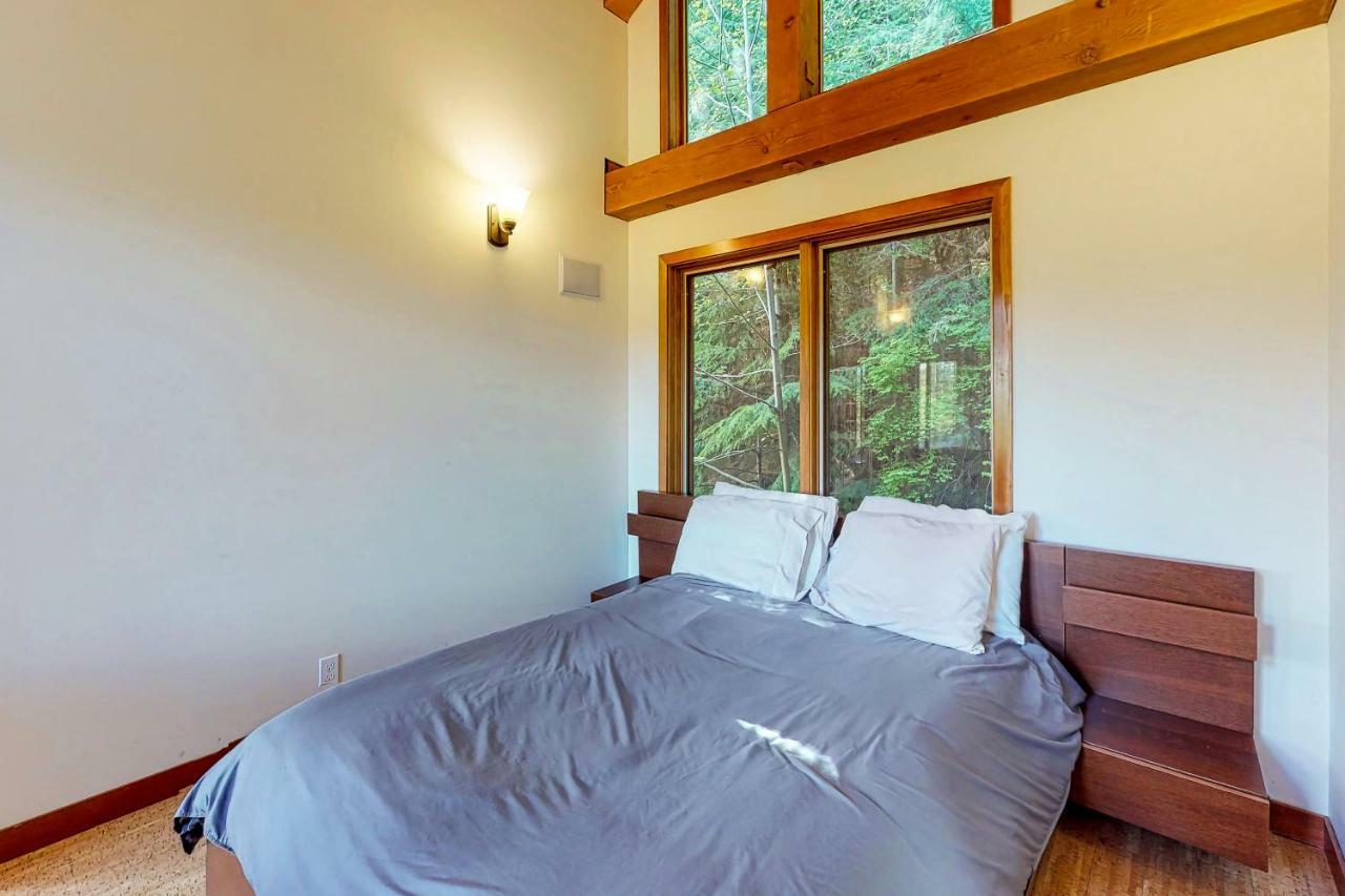 Woodland Hideaway In The Hills Villa Lake Stevens Eksteriør bilde